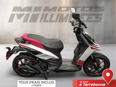 APRILIA SR 50 MT 2020 Blanc et Noir 6029 km km au compteur. Motos Illimitées Terrebonne. Prix de ven...