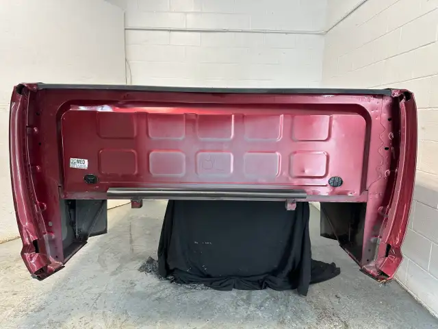 Rust Free Southern Dodge Ram Burgundy 6.4ft Box!! in Auto Body Parts in Ottawa - Image 11