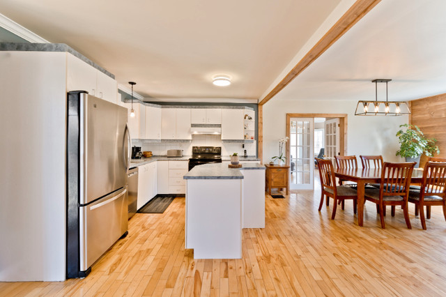 maison à vendre avec érablière 74 acres dans Maisons à vendre  à Sherbrooke - Image 2