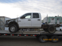 2009  Dodge   2500    4X4   5.7 parting out