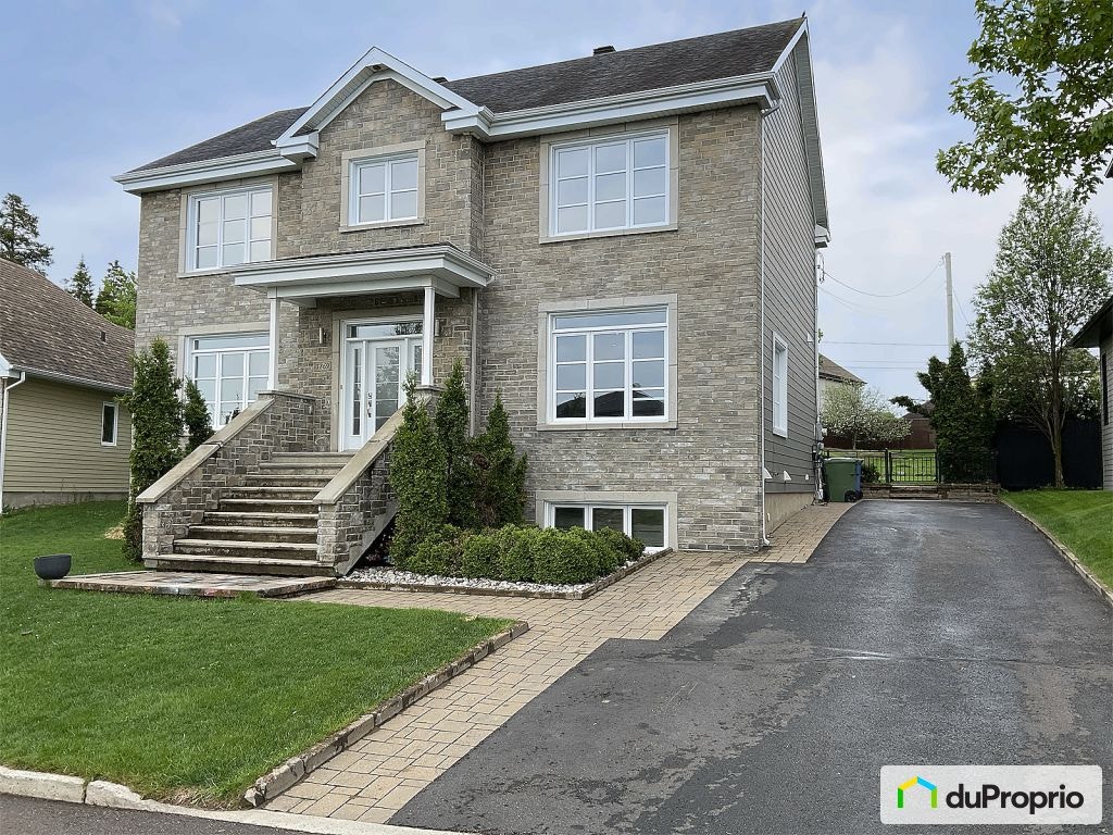 $865,000 - 2 Storey for sale in Jonquière (Arvida) — photo 2