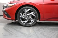 2025 HYUNDAI ELANTRA PREFERRED WITH TECH PACKAGE â€¢ CLEAN CARFAX â€” NO REPORTED ACCIDENTS OR DAMAG... (image 3)
