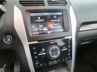 This 2012 Ford Explorer Limited is a well-equipped midsize SUV that brings together strong V6 perfor... (image 5)