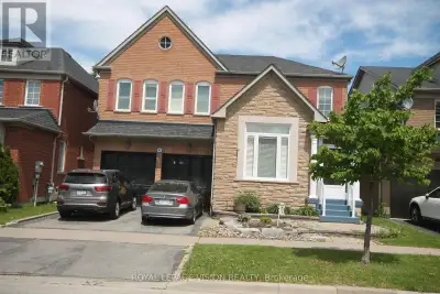 Client RemarksBeautifully Kept 4 Bedroom Home In Desirable Westney/Rossland Area. Lots Of Room For T...