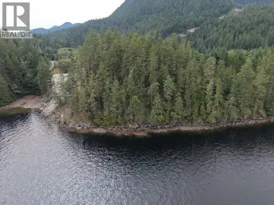 Waterfront Acreage with aquaculture lease - Nelson Island Discover the beauty and potential of this...