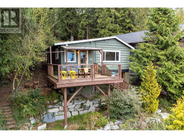 1837 NORTH ROAD Gibsons, British Columbia in Houses for Sale in Sunshine Coast