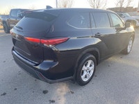 *Vehicle history form conveniently located in vehicle photos. AMVIC LICENSED DEALER ... Engine: Inte... (image 5)