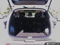 Experience effortless driving with this 2023 Hyundai Tucson Hybrid Ultimate, boasting a pristine Cry... (image 6)