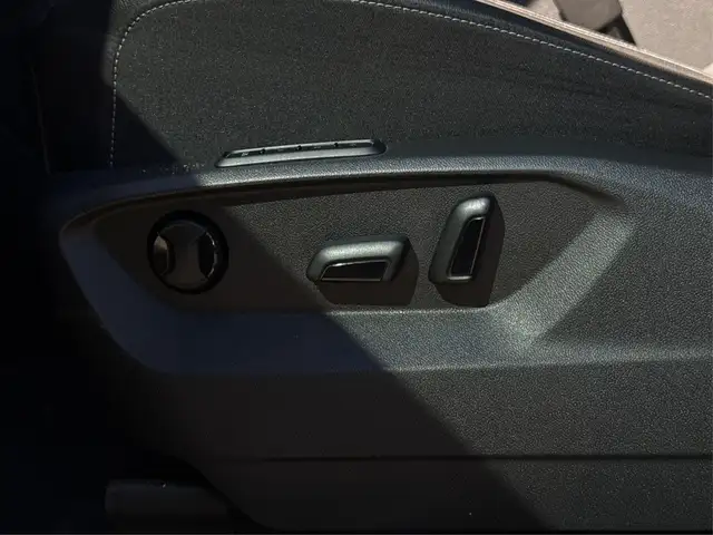 2018 Volkswagen Atlas AWD NAV LEATHER SUNROOF WE FINANCE ALL CRE in Cars & Trucks in London - Image 19