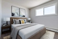 Amenities: City Views • Keyless Entry • Air Conditioning Suite & Building: Spacious bachelor, one-be... (image 2)