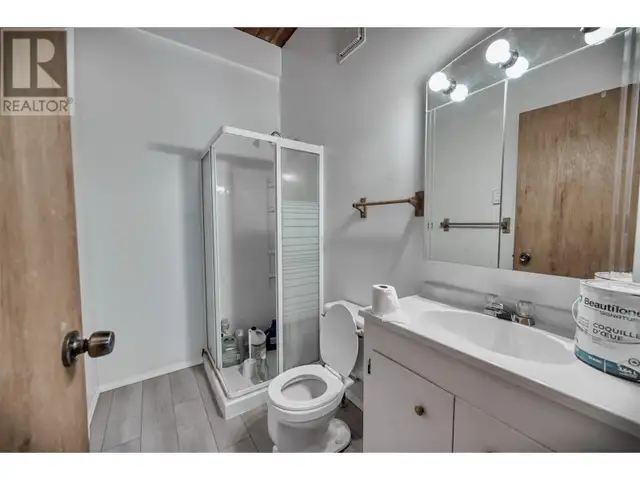 8143 MAIN Street Osoyoos, British Columbia in Commercial & Office Space for Sale in Penticton - Image 19