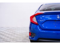 La Honda Civic SE 2018 est une voiture compacte réputée pour sa fiabilité, son économie de carburant... (image 6)