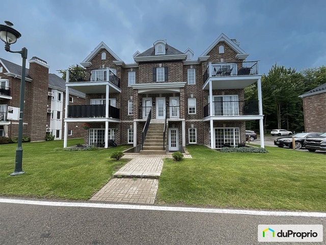 $343,900 - Condominium for sale in Ste-Marthe-Sur-Le-Lac — photo 1