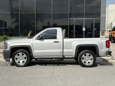 CERTIFICATION INCLUDED!! NO ACCIDENTS!! **VERY RARE TRUCK** 4X4!! 5.3L V8!! **2 DOOR REGULAR CAB SHO...