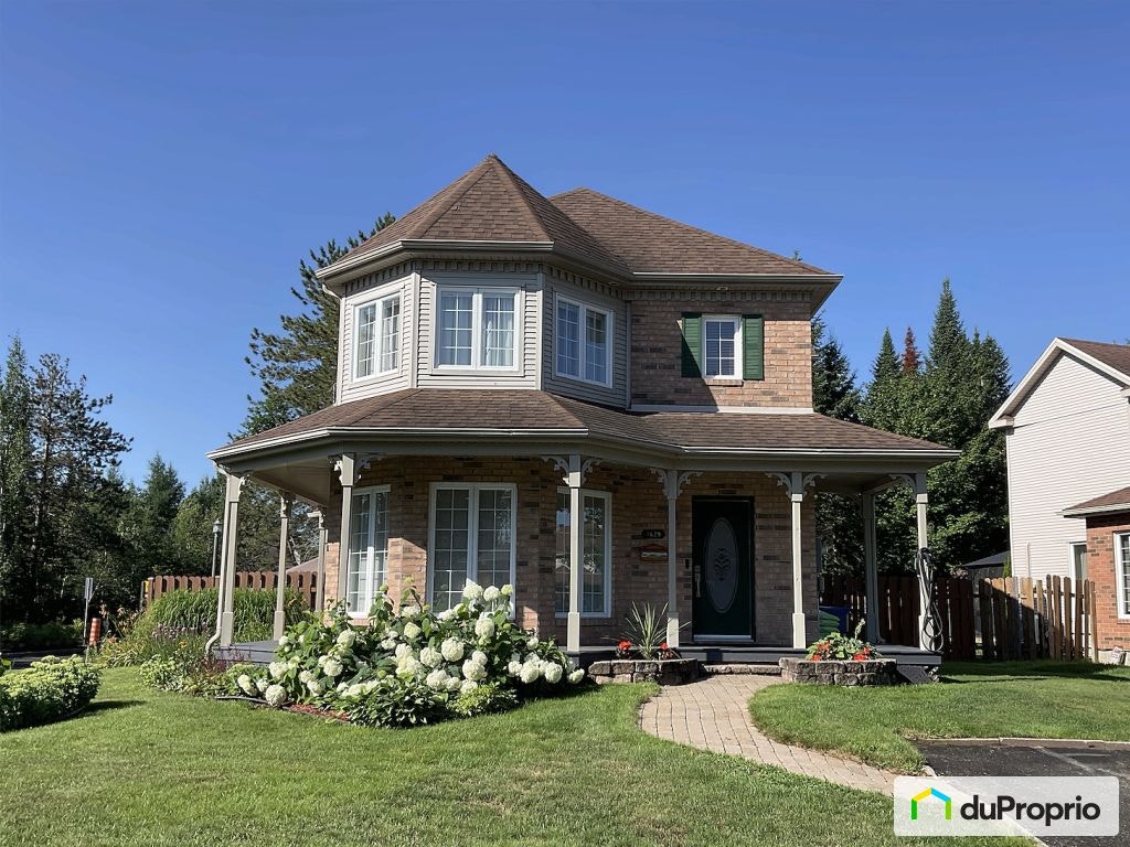 $629,000 - 2 Storey for sale in Val-Belair — photo 1