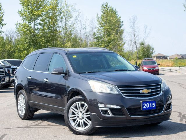 2015 Chevrolet Traverse LT - 3 Rows Of Seats in Cars & Trucks in Belleville - Image 2