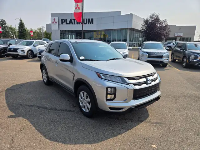 2024 Mitsubishi RVR ES ES AWC