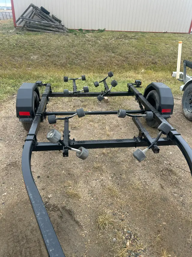 16' Boat Trailer in Powerboats & Motorboats in Prince Albert - Image 3