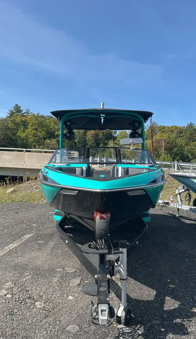 2023 Malibu 23 LSV in Powerboats & Motorboats in Muskoka - Image 3