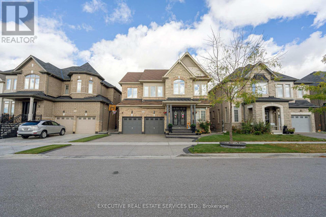 79 ELDERSLIE CRES E Vaughan, Ontario in Houses for Sale in Markham / York Region - Image 2