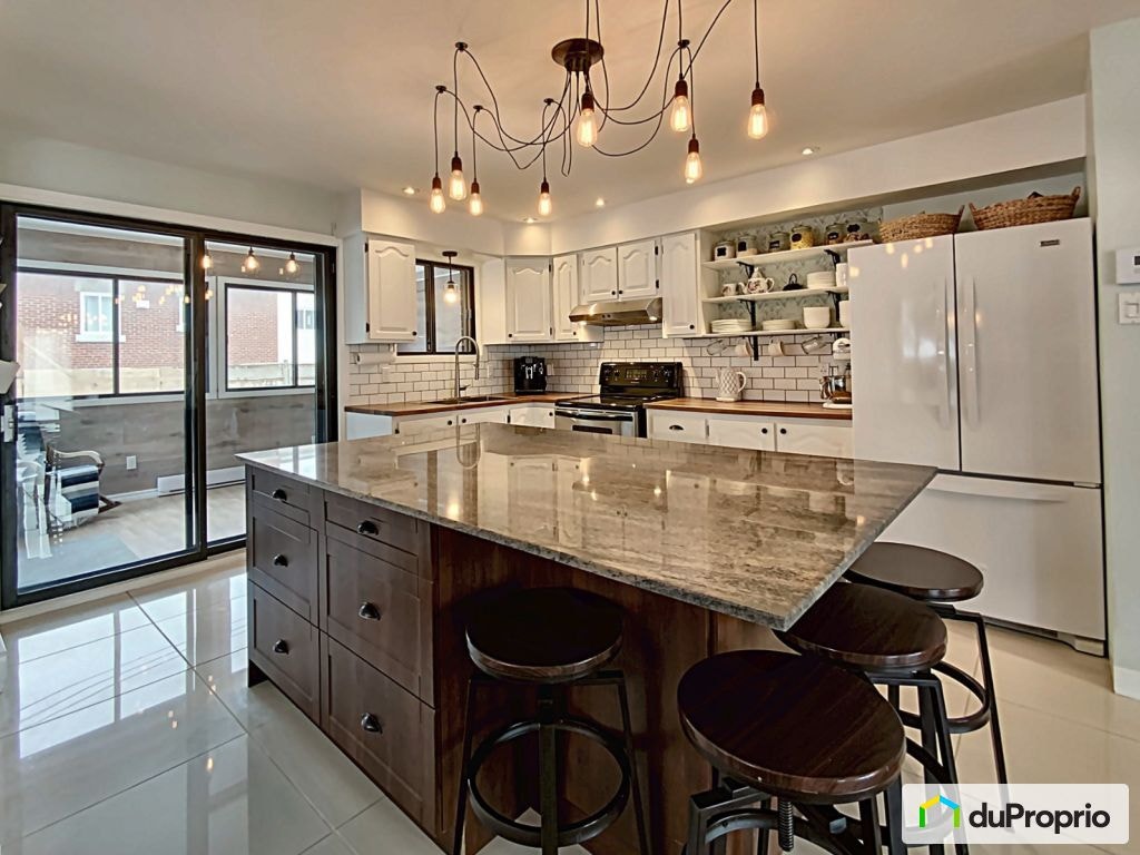 $1,095,000 - 2 Storey in Mercier / Hochelaga / Maisonneuve — photo 2