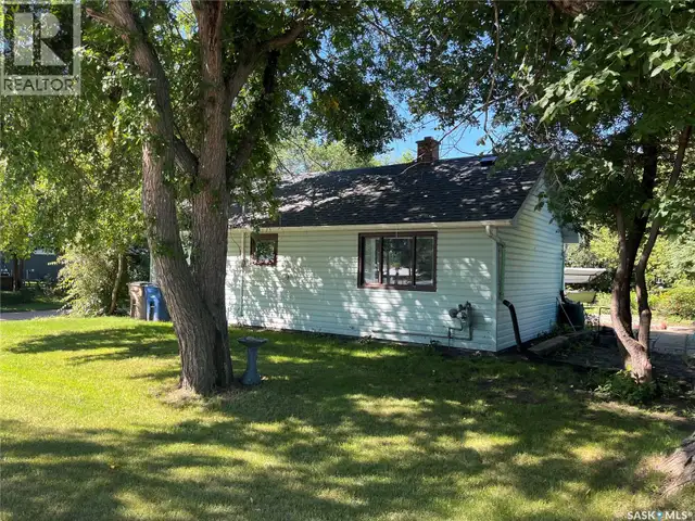 225 First STREET Wadena, Saskatchewan in Houses for Sale in Saskatoon - Image 3