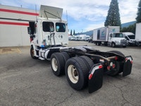 Ryder Stock ID: 835540 Transmission Type/Speed: AUTO 13 Engine: DIESEL DD15 GHG'17 505/1625 Horse Po... (image 7)