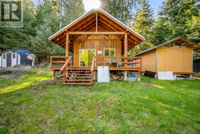 1632 Carrington Bay Rd Cortes Island, British Columbia in Houses for Sale in Campbell River - Image 3