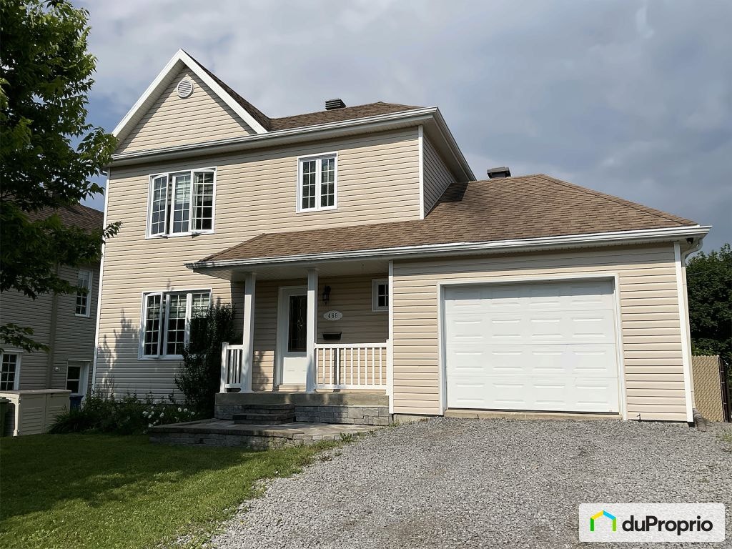 $636,000 - Bungalow for sale in Beauport — photo 1