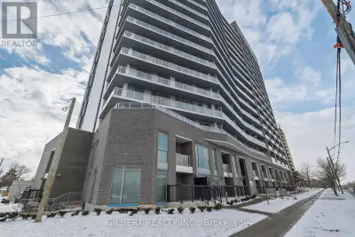 Bringing you this beautiful 1 bed + 1 den, 1 bath condo with 529 sqft of open-concept living with in...