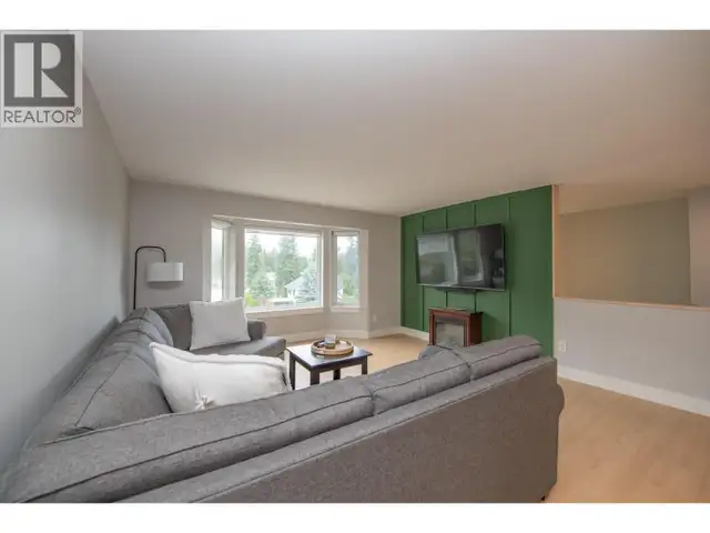 2224 Linea Crescent Lumby, British Columbia in Houses for Sale in Vernon - Image 9