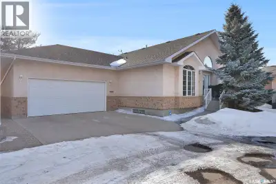 Welcome to sophisticated executive living in the prestigious gated community of Lakeshore Court. Thi...