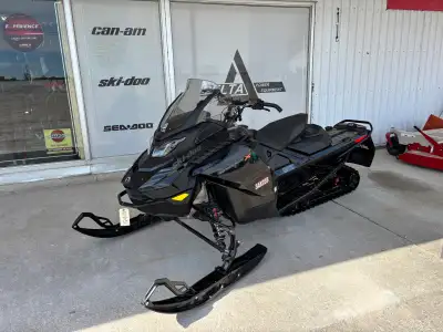 2023 SKI-DOO RENEGADE X 850 E-TEC SNOWMOBILE STOCK #A118031 4683 MILES ROTAX 850 E-TEC ENGINE 165 EN...