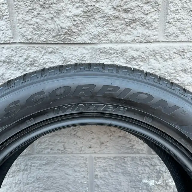 (95%) 2x 275/50R20 Pirelli Scorpion Winters in Tires & Rims in City of Toronto - Image 5