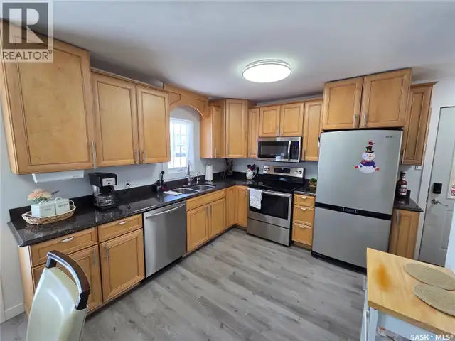 34 Lumsden STREET Manor, Saskatchewan in Houses for Sale in Regina - Image 18