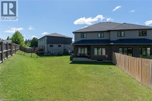 51 CRAB APPLE Court Wellesley, Ontario in Houses for Sale in Kitchener / Waterloo - Image 11