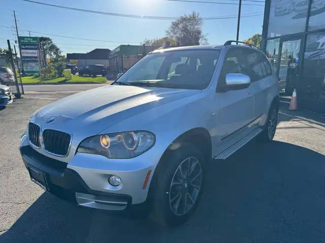 2009 BMW X5 XDrive30i ,7 Pass, Pano, Leather, Memory, Alloy, *Ce in Cars & Trucks in Mississauga / Peel Region - Image 4