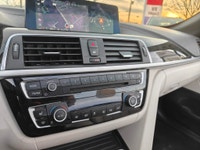 Stunning 430 X-Drive AWD Hardtop Convertible, Dakota leather interior, sport seats, GPS/Navigation,... (image 2)