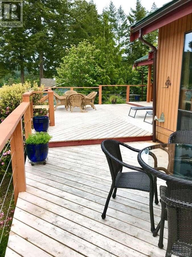 576 Weathers Way Mudge Island, British Columbia Houses for Sale