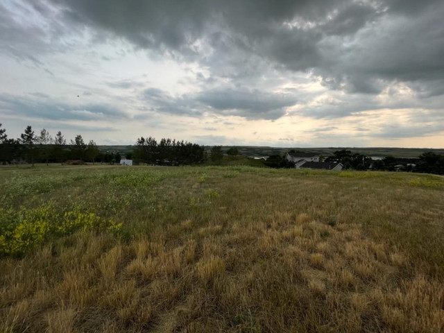 Sunset Blvd in Land for Sale in Moose Jaw - Image 2