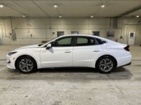 // ACCIDENT FREE!! // Meet a smart, comfortable sedan that fits Canadian driving year-round. This 20... (image 9)