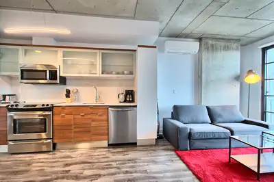 E- GALLERY  sur le Canal - FULLY FURNISHED -1 bed, gym,Balcony