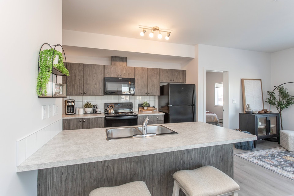 2 Bedroom Apartment **$699 Security Deposit Promo 2