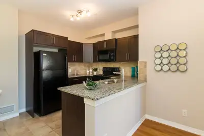 Stunning 1 bedroom suites at Beacon Heights Apartments!, View more
