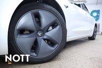 Basic Info: -Body: Sedan -Mileage: 87,964 kms -Exterior: White -Interior: Black Mechanical: -Battery... (image 7)
