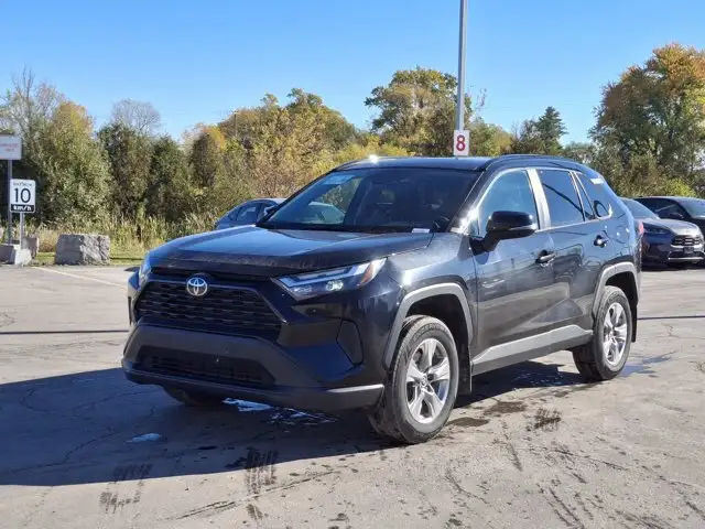 2024 Toyota RAV4 XLE AWD | Sunroof | Power Seat | Heated Wheel