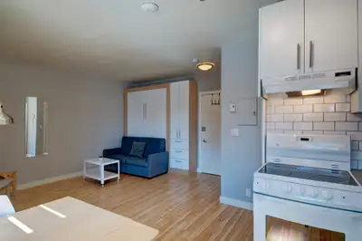 Loft entièrement meublé à louer Vieux-Québec juillet 2025