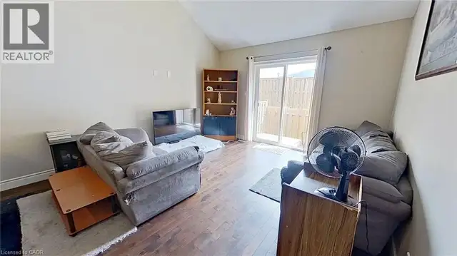 1 CHAMBERLAIN Avenue Unit# 5 Ingersoll, Ontario in Houses for Sale in Woodstock - Image 9