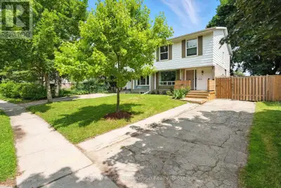 MAIN - 59 CHARTWELL CRESCENT Guelph (Dovercliffe Park/Old Univer
