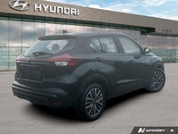 The advertised vehicle price is based on a promotional finance offer. Customers who purchase the veh... (image 4)